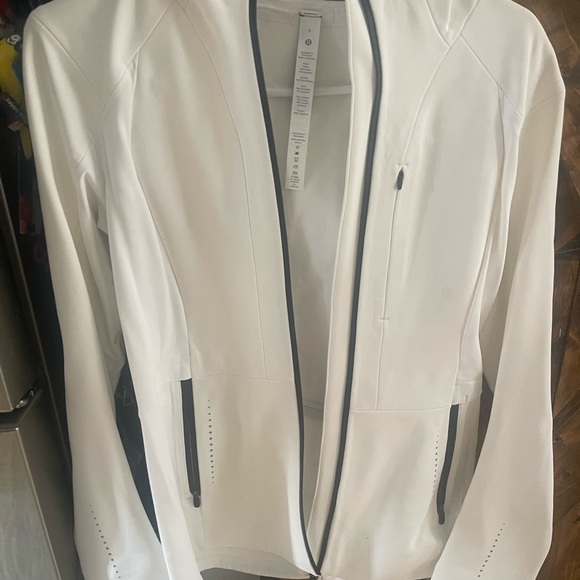 Lululemon White Jacket size 6 - Picture 6 of 7